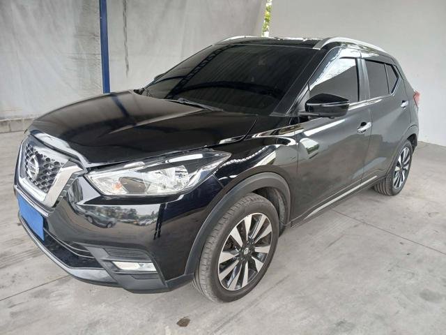 NISSAN KICKS SL CVT