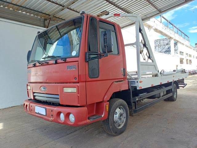 FORD - CARGO 815 N